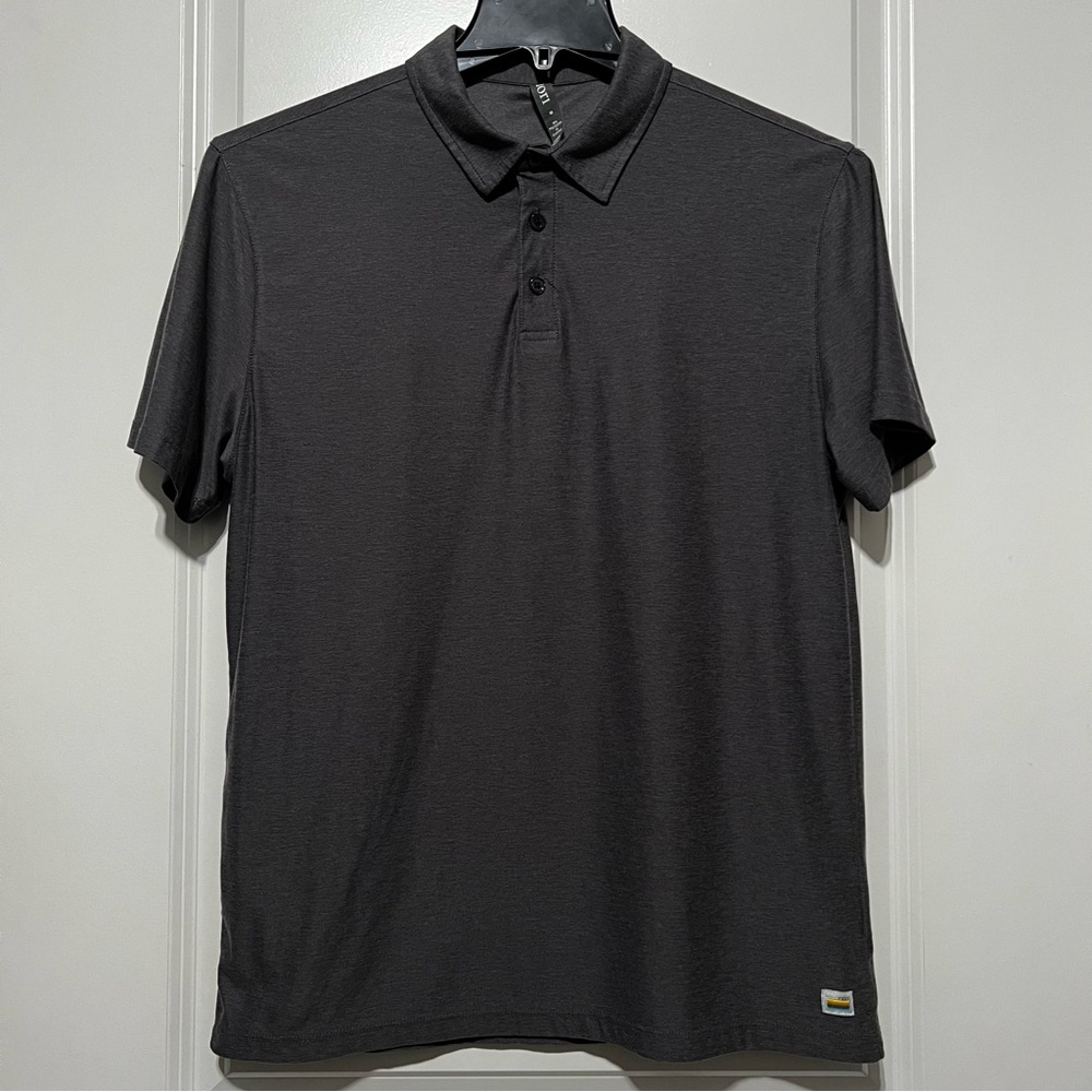 Vuori Men’s SS Strato Tech Polo in Charcoal Heather
